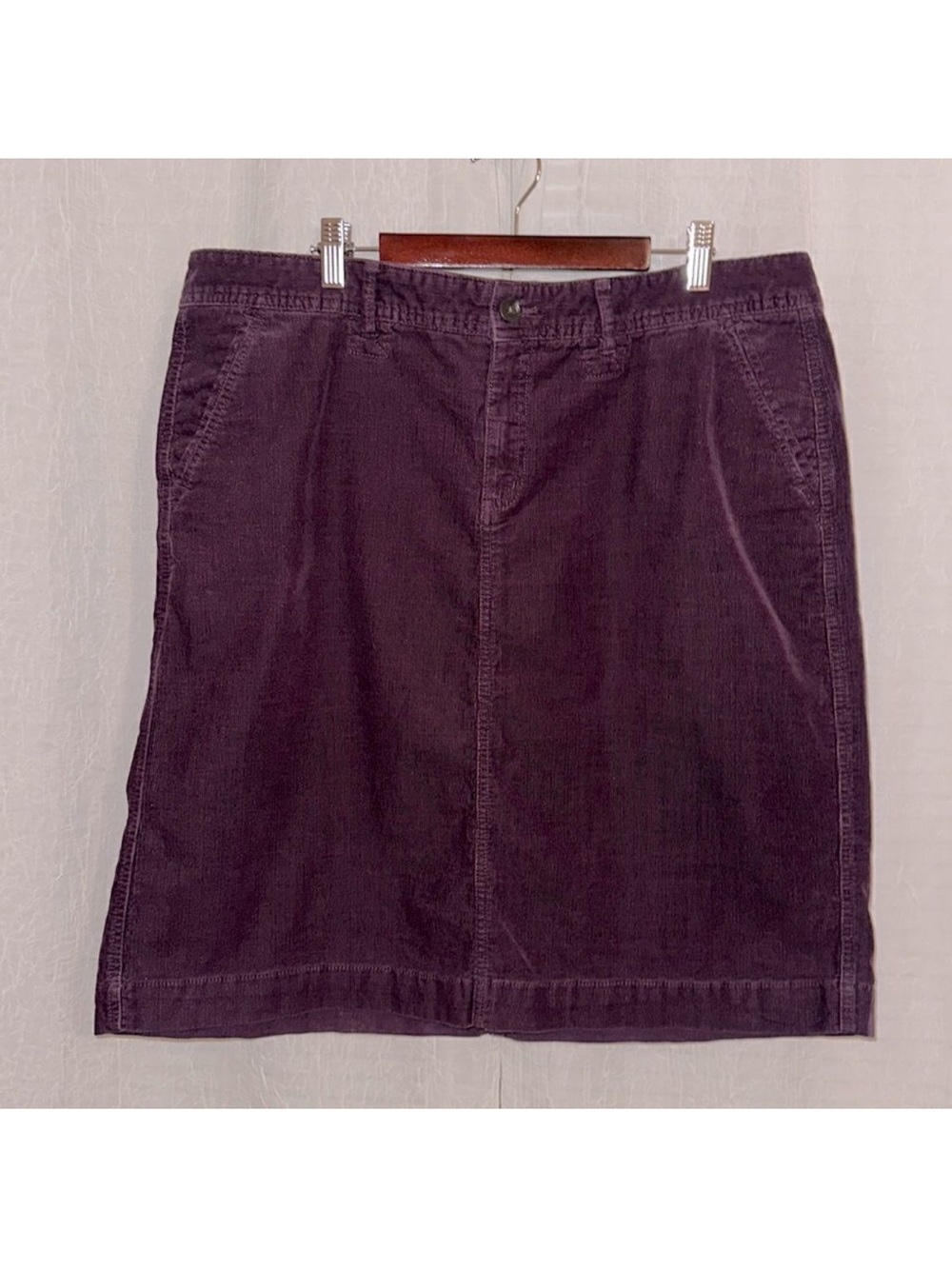 G.H. BASS & Co 16 Purple Corduroy Four Pocket Stretch Pencil Skirt